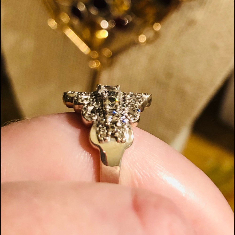 Sterling silver double crown CZ RING - Picture 8 of 10